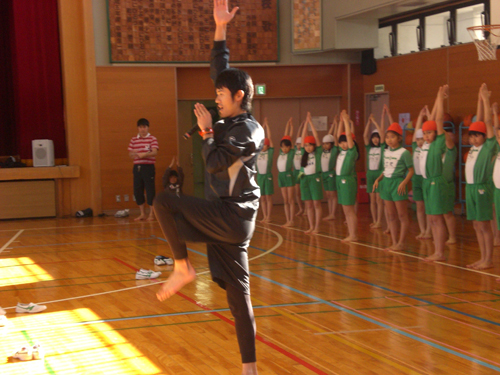 千代田区立和泉小学校姿勢改善と運動能力向上のトレーニング04